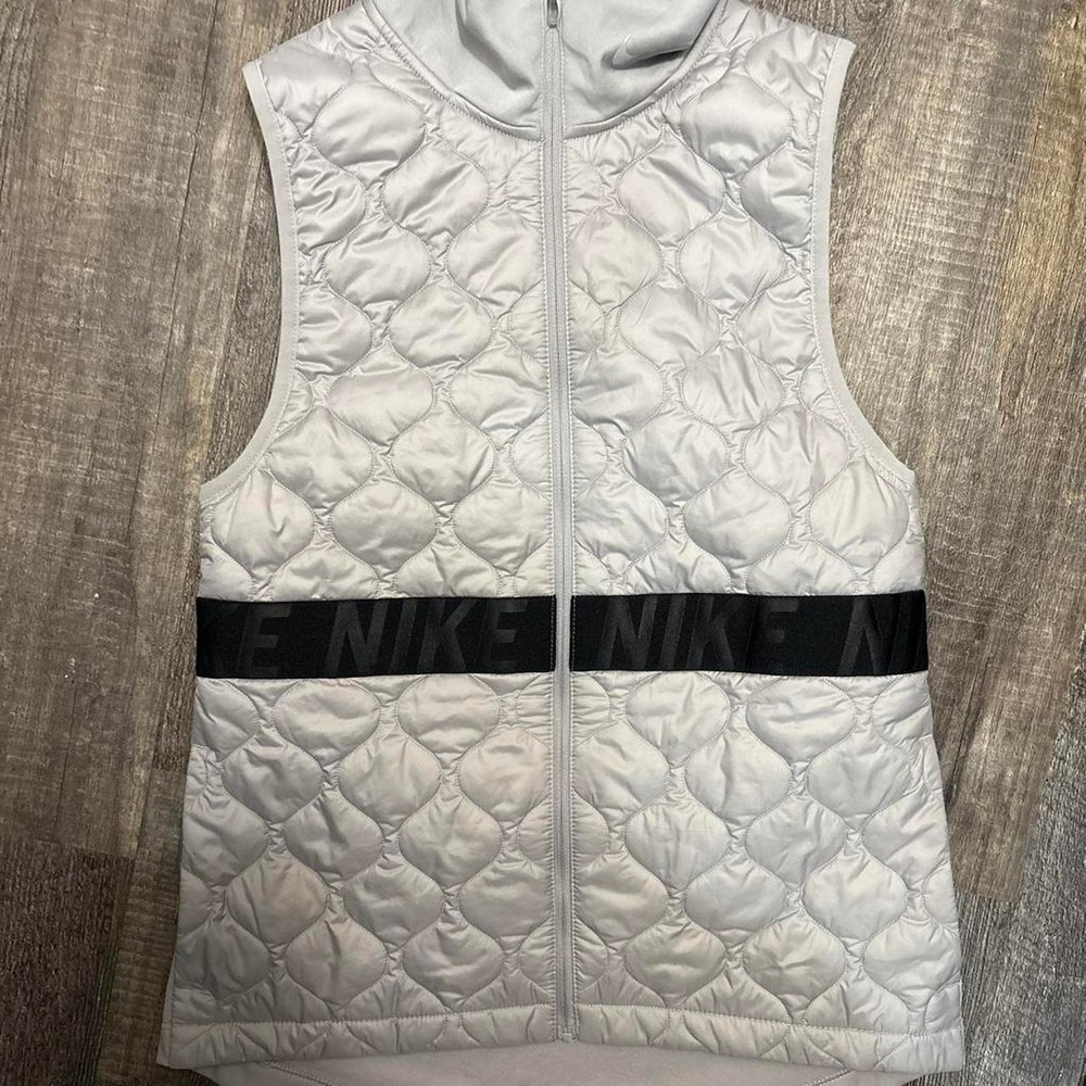 Nike XS running‎ white puffer vest